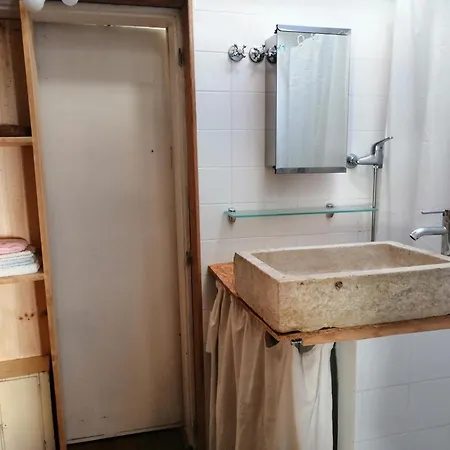 Lovely Flat In City Center *